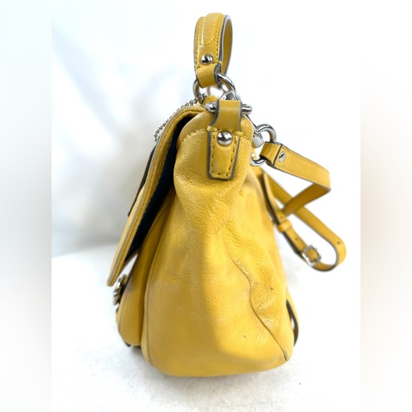 COACH Madison Annabelle 21223 Yellow Leather Small Crossbody Bag Belted Rare - Picture 5 of 14